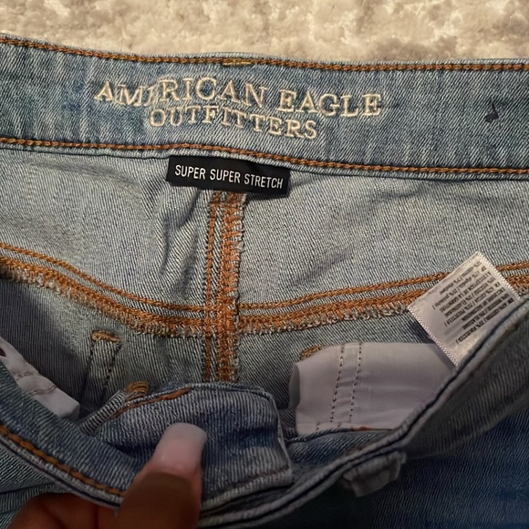 American Eagle Outfitters Jean Shorts - Picture 2 of 3